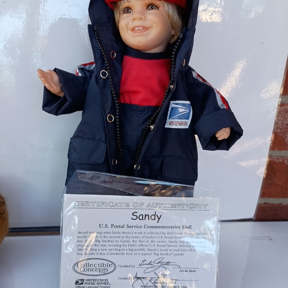 Doll Postal Carrier Sandy US Postal Commemorative Collectible Concepts - Picture 4 of 10